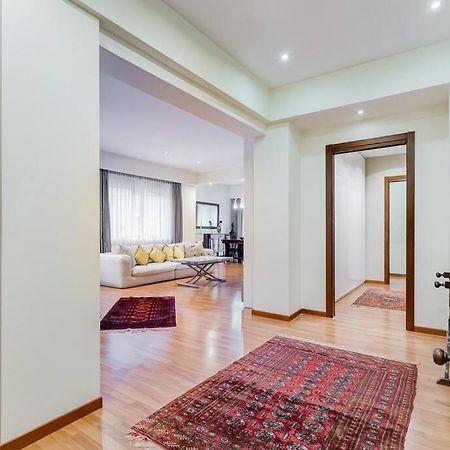 Exclusive Apartment In Eur Lake Roma Dış mekan fotoğraf