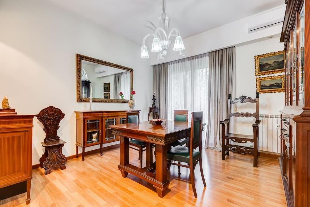 Exclusive Apartment In Eur Lake Roma Dış mekan fotoğraf