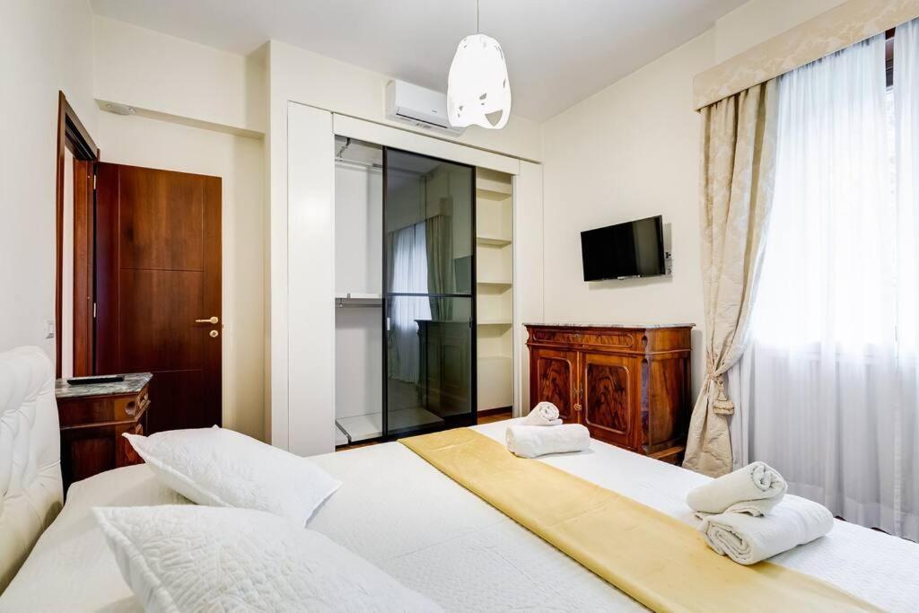 Exclusive Apartment In Eur Lake Roma Dış mekan fotoğraf