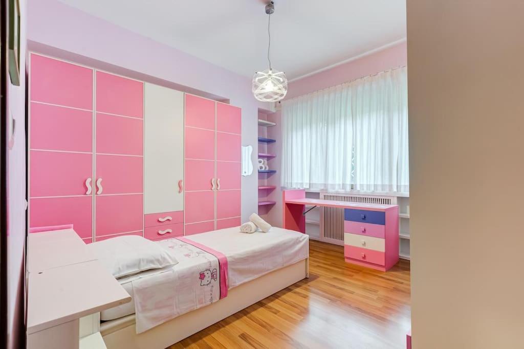 Exclusive Apartment In Eur Lake Roma Dış mekan fotoğraf