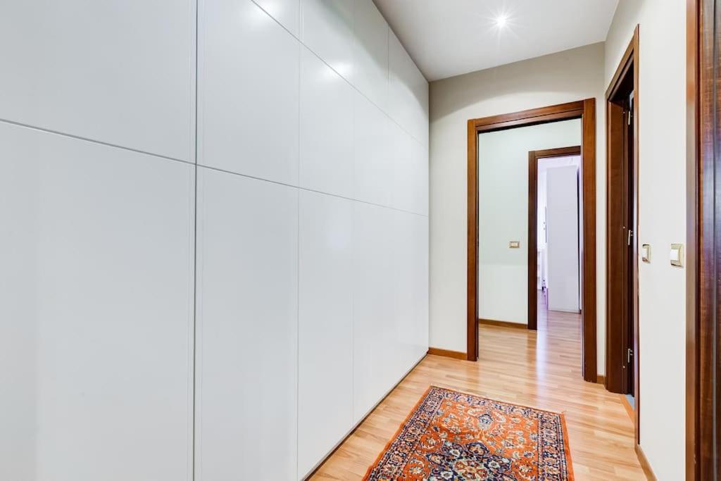 Exclusive Apartment In Eur Lake Roma Dış mekan fotoğraf