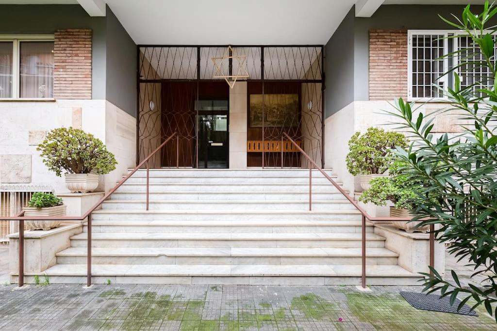 Exclusive Apartment In Eur Lake Roma Dış mekan fotoğraf
