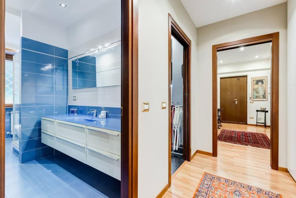 Exclusive Apartment In Eur Lake Roma Dış mekan fotoğraf