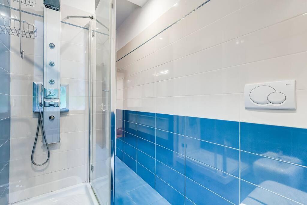 Exclusive Apartment In Eur Lake Roma Dış mekan fotoğraf