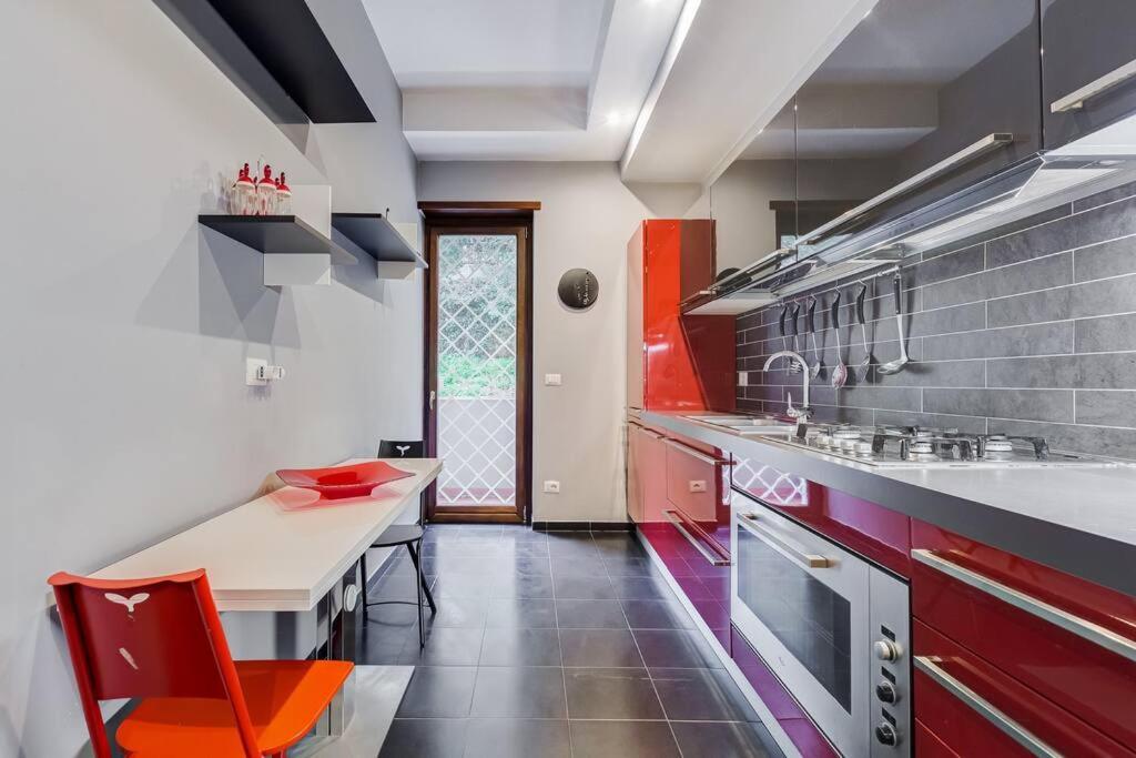 Exclusive Apartment In Eur Lake Roma Dış mekan fotoğraf